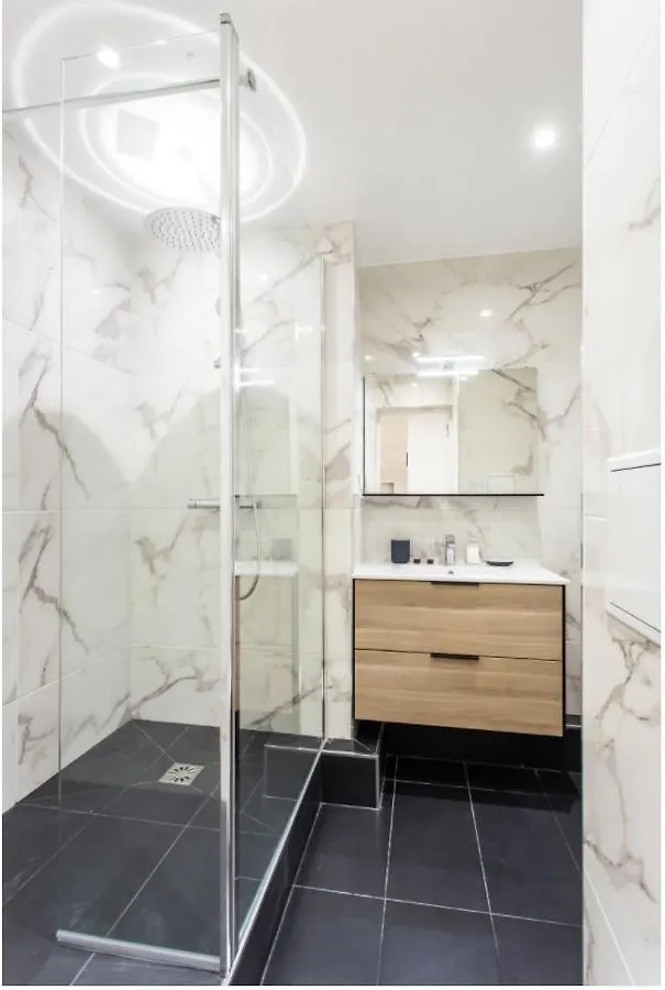 Apartment Cmg Residence Buttes Chaumont - Botzaris Paris France