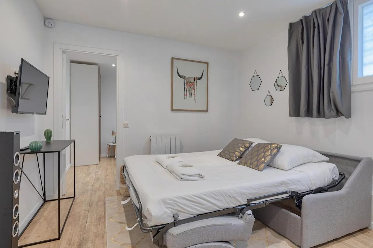 Cmg Residence Buttes Chaumont - Botzaris Paris 0*,